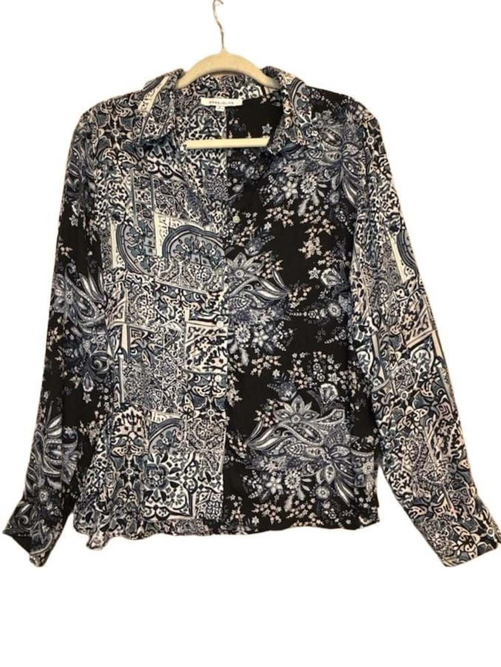 Rose + Olive Pattern Play Button Down Shirt Size L Blue Black Paisley